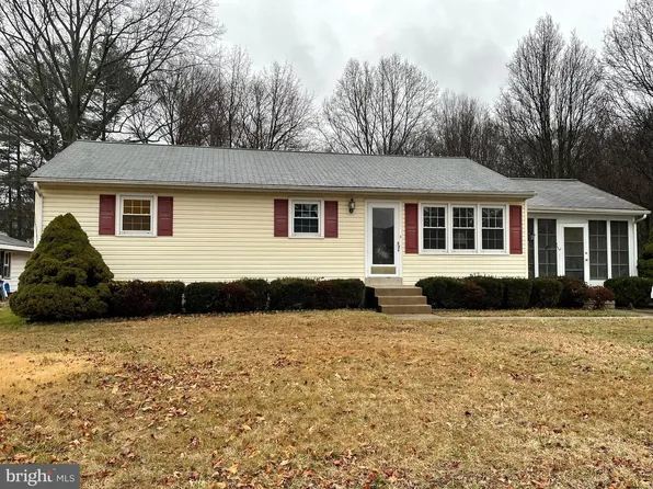 106 Rutgers Rd, Pennsville, NJ 08070