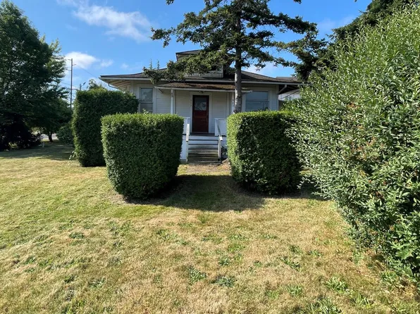 903 32nd St, Anacortes, WA 98221