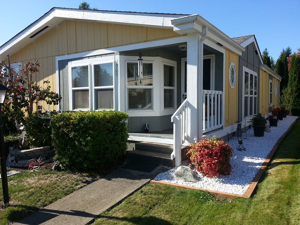 1st image of 1905 138th St E
