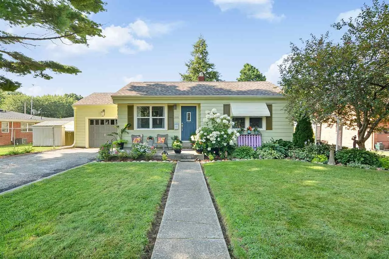 505 Aldridge Dr photo 1