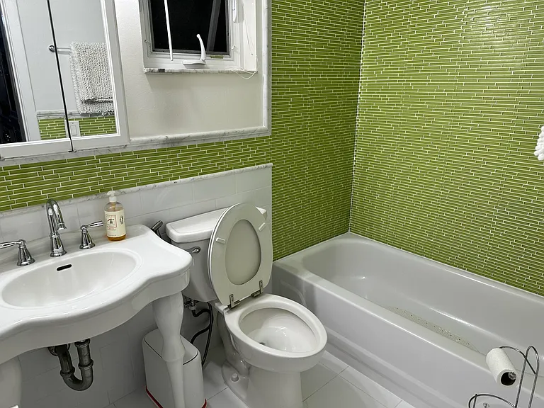 5010 Woodstone Cir N — Photo 19