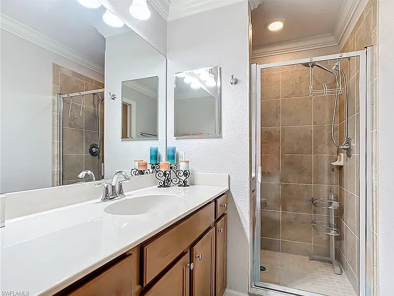9715 Acqua Ct #127 — Photo 34
