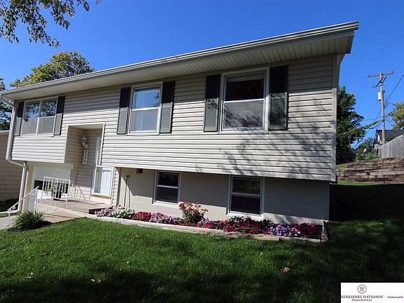 2nd image of 5136 N 93rd St