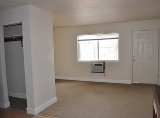 1710 Coal Pl SE APT 6, Albuquerque, NM 87106