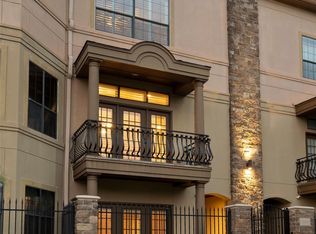 2403 Commonwealth St, Houston, TX 77006