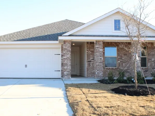 1613 Wildrose Cir, Cleburne, TX 76033