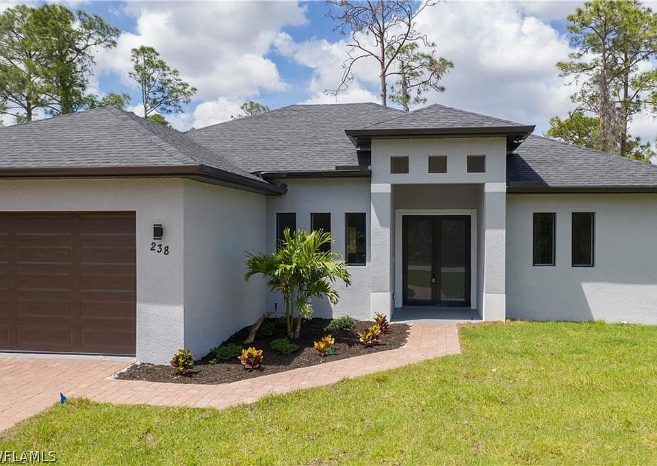 1st image of 921 Bolivia Dr