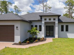 507 Kilarney Ave S, Lehigh Acres, FL 33974