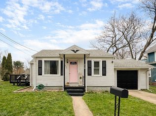 516 W 10th St, Ashland, OH