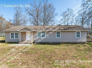 43 NW Simmons Rd, Hartselle, AL 35640