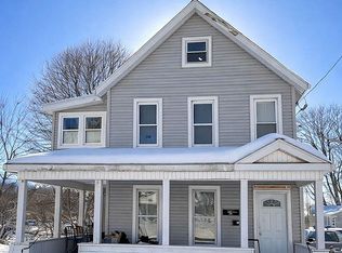 41 Finlay St, Amsterdam, NY 12010
