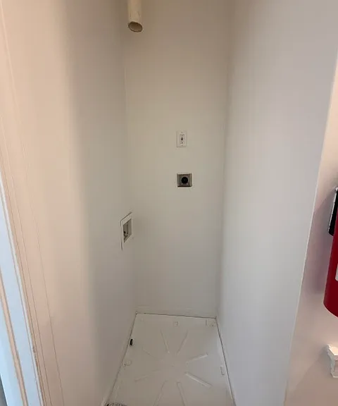 529 E 9th St #2 — Photo 10
