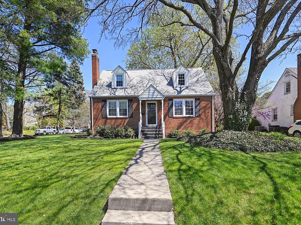 1st image of 2901 Rogers Dr