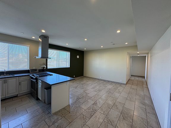 5th image of 953 N Normandie Ave APT 304