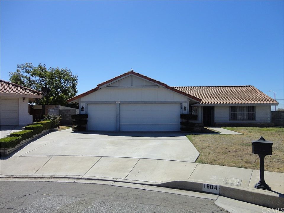 1st image of 1604 Denair Ave