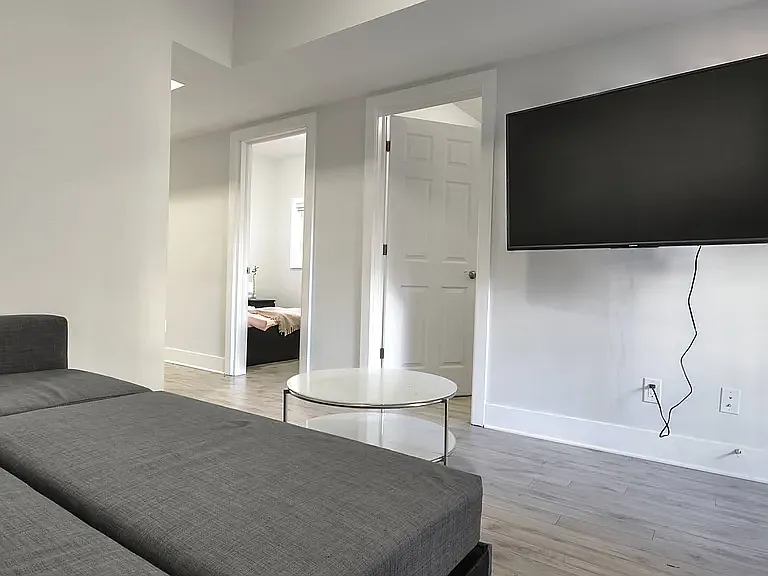 73 Blackburn Ave #73-1A — Photo 14