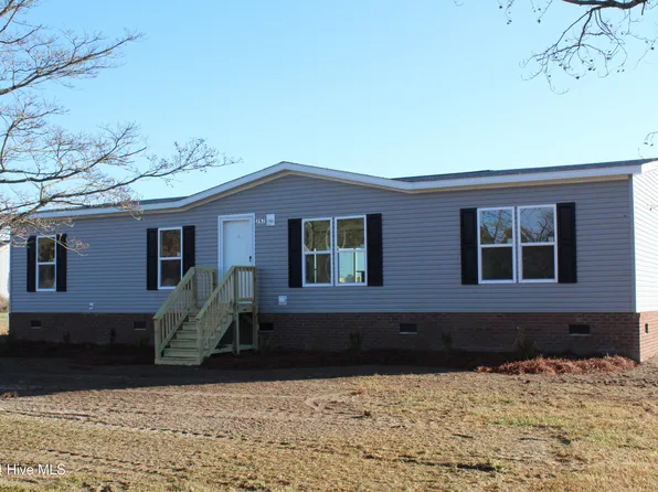 292 Sand Ridge Road, Beulaville, NC 28518