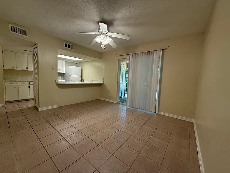 6316 Harvard Ct — Photo 10