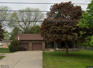 1902 S Raisinville Rd, Monroe, MI 48161