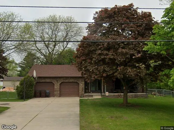 1902 S Raisinville Rd, Monroe, MI 48161