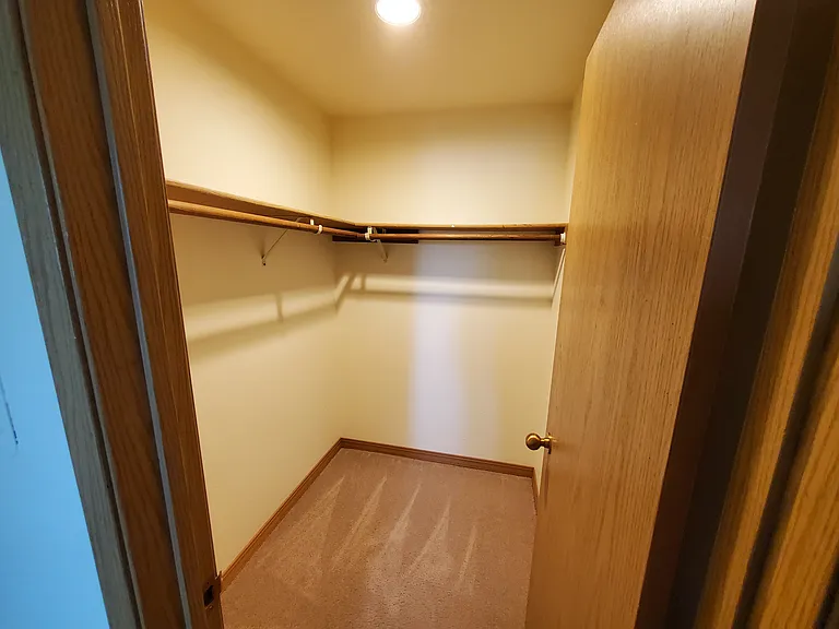 Meridian Place — Photo 17