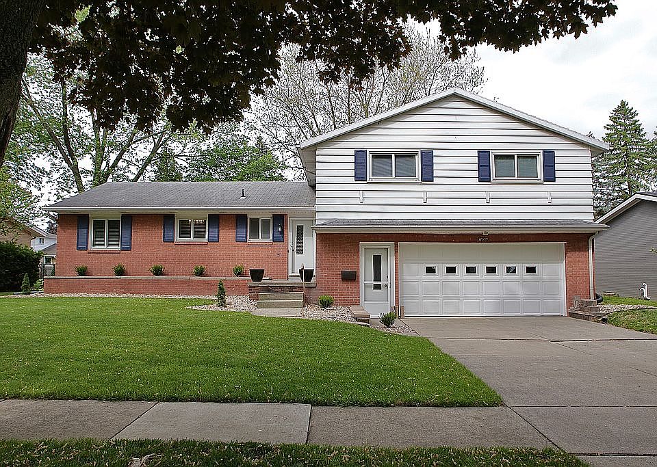 1st image of 104 Twinbrook Dr
