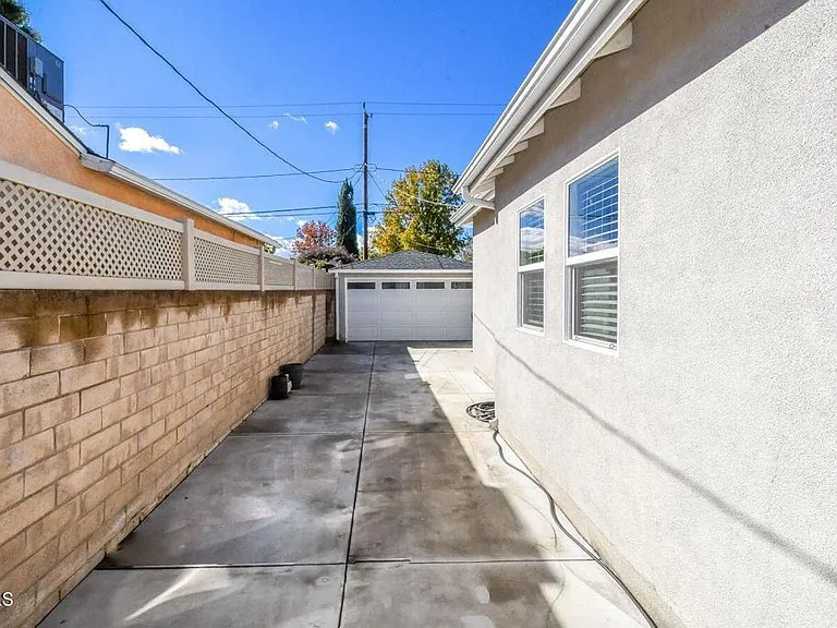 321 N Lima St — Photo 36