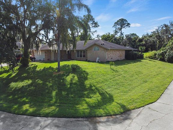 2nd image of 321 Gaucho Lane