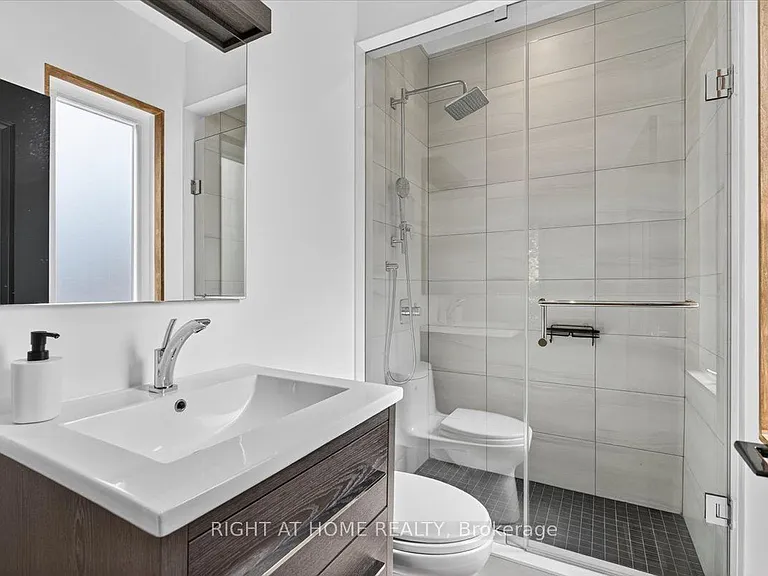 64 Larwood Blvd — Photo 30