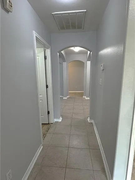 3405 Santa Monica — Photo 9