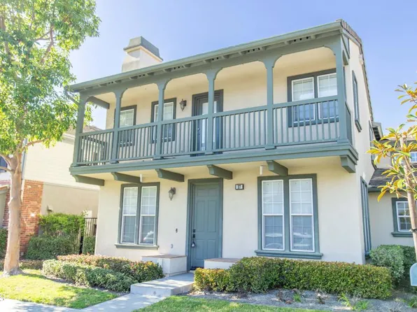 37 Saint Mays Rd, Mission Viejo, CA 92694