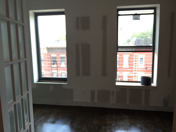 4th image of 600 Rogers Ave APT 1B