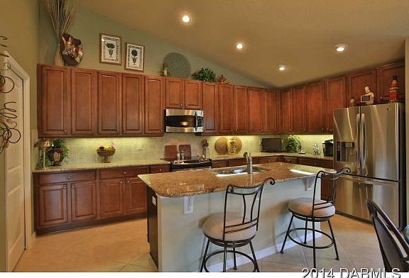 3rd image of 682 Elk River Dr