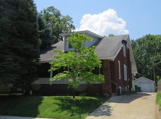 909 Logan St, Alton, IL 62002