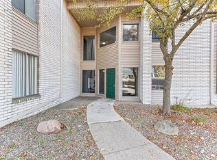 32005 W Twelve Mile Rd UNIT 304, Farmington, MI 48334