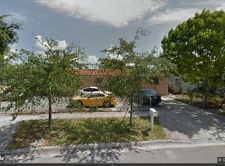 580 E 45th St, Hialeah, FL 33013