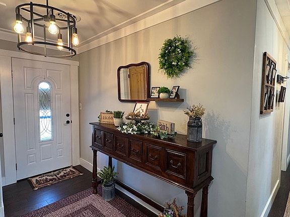 5th image of 6934 Pipers Gap Rd