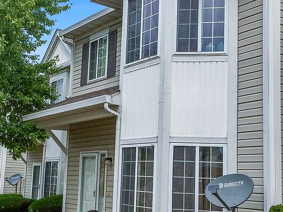 4th image of 341 Magnolia Ct #341