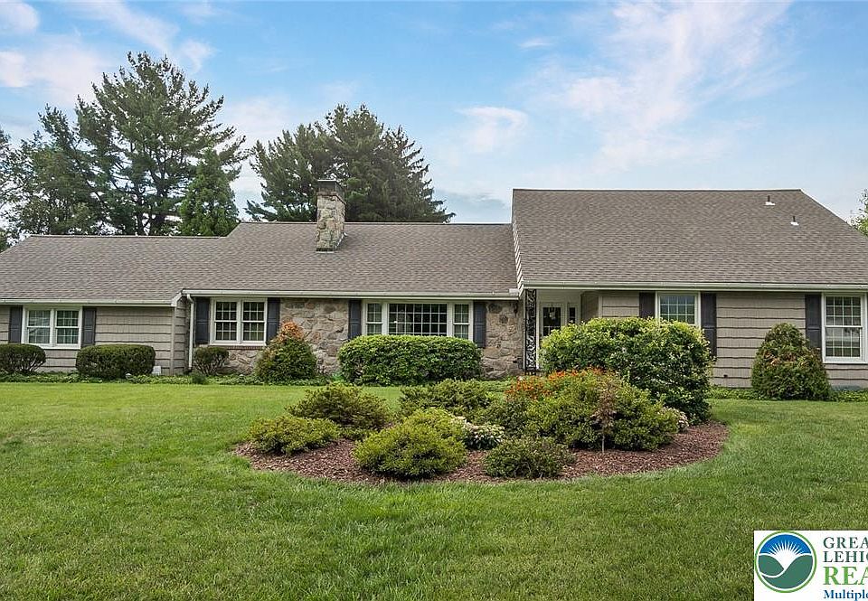1st image of 525 Wedgewood Rd