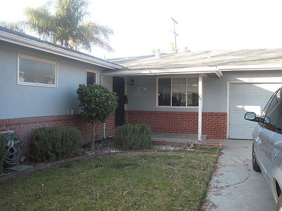 4th image of 1405 Oakwood Dr