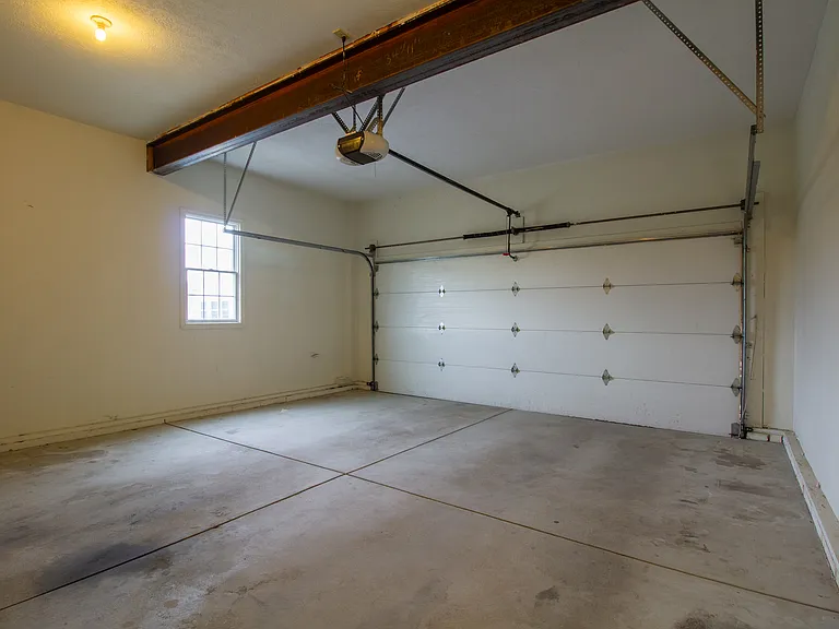 918 Harold Ave #918 — Photo 19