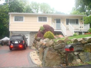 24 Point Pleasant Rd, Hopatcong, NJ 07843