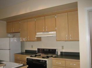 62 Cliff Ave, Swansea, MA 02777