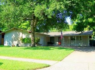 1402 Meadow View Dr, Richardson, TX 75080