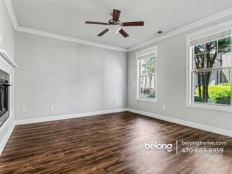 8005 Pierpoint Ln — Photo 10