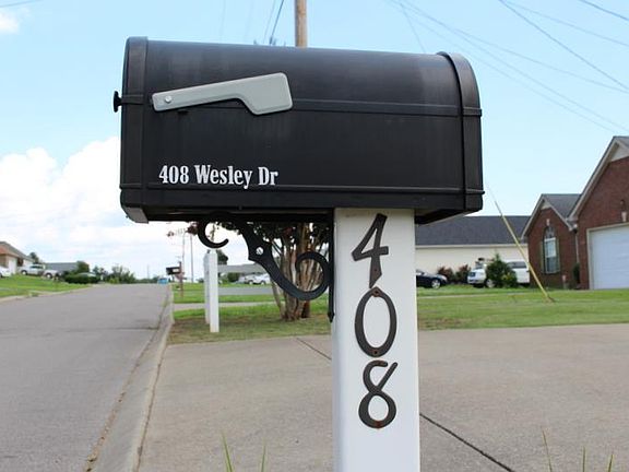 2nd image of 408 Wesley Dr