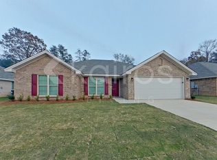 753 Park Ln, Prattville, AL 36067
