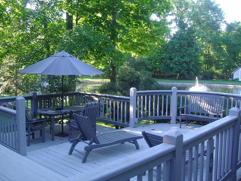 2nd image of 235 Glen Village Ct