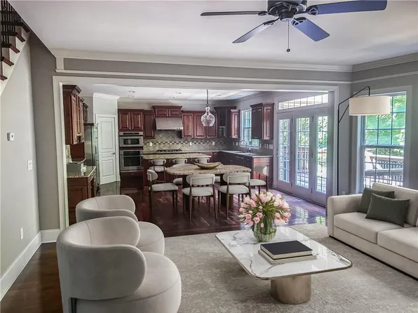 4850 Collins Lake Dr, Mableton, GA 30126