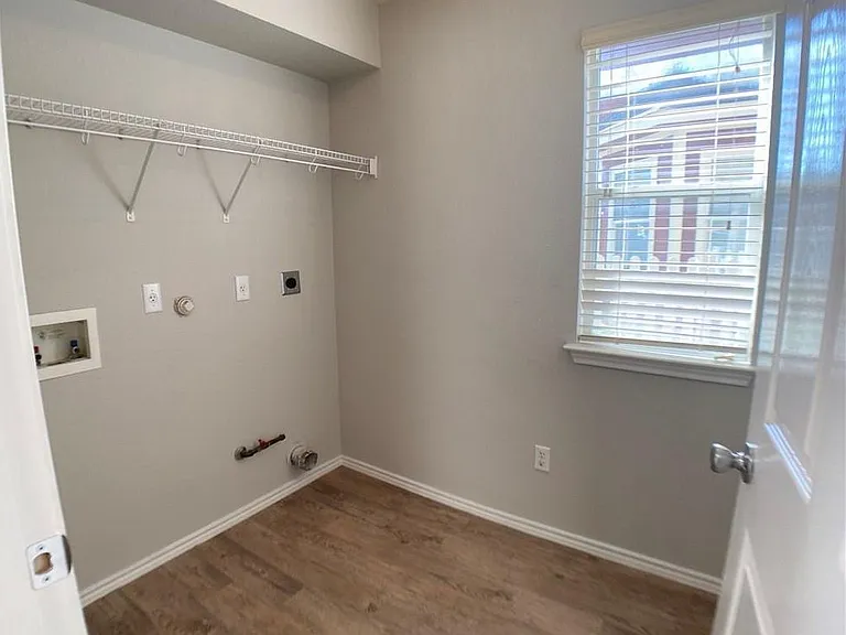 117 Decker — Photo 9